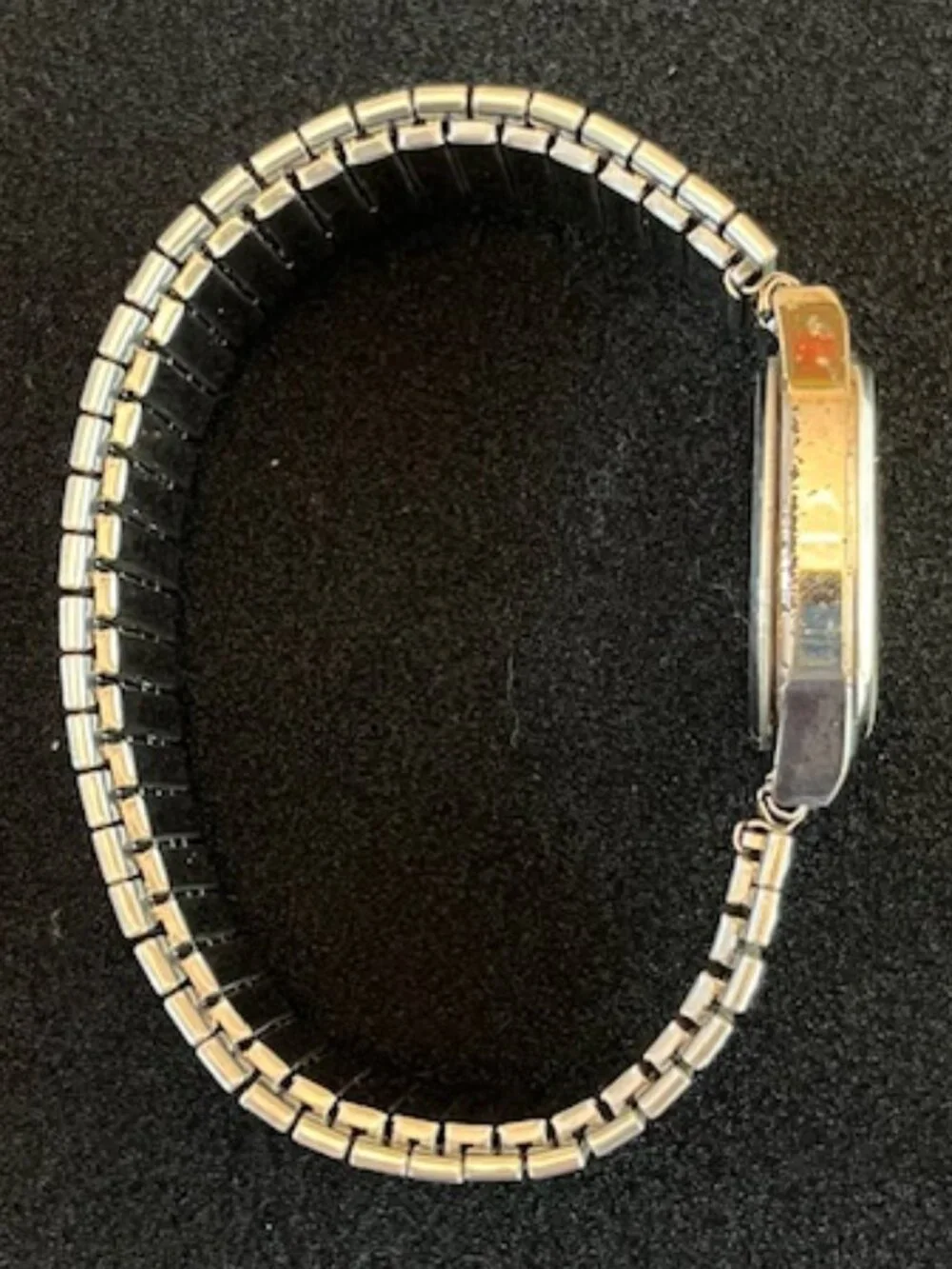 ARMITRON | Silver-tone Steel Stretch Band Men's Watch Classic-NEW Battery